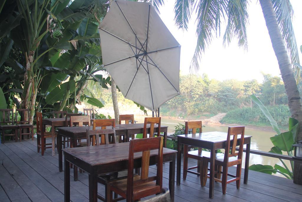 Riverside Guesthouse Λουάνγκ Πραμπάνγκ Εξωτερικό φωτογραφία