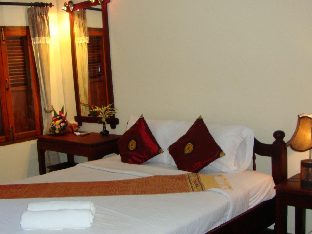 Riverside Guesthouse Λουάνγκ Πραμπάνγκ Εξωτερικό φωτογραφία